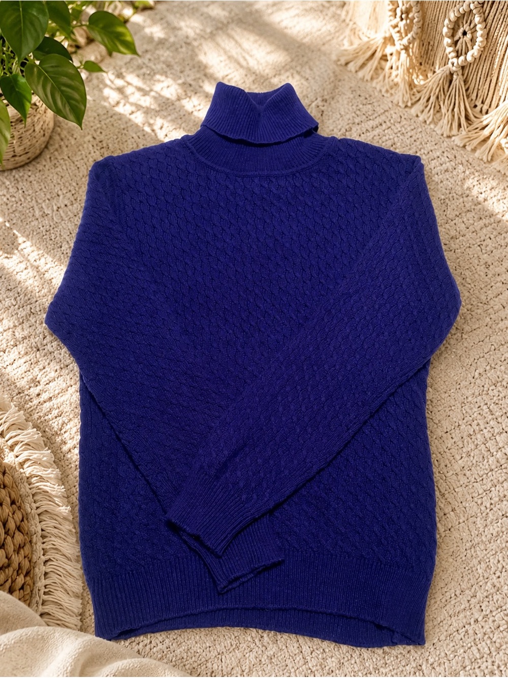 Chic Blue Turtleneck Sweater